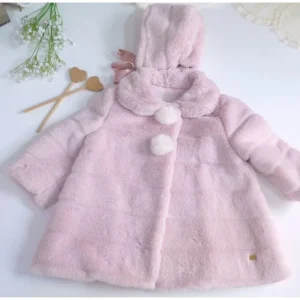Abrigo extrasuave pelito rosa empolvado con capota